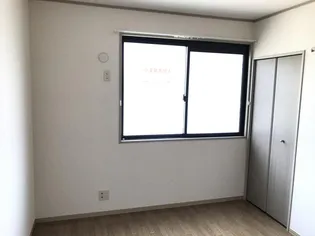 ロイヤルステージ水明B【2階】の内装