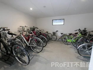 ELLE難波WEST【8階】の地図