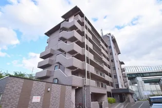 大阪府門真市三ツ島2【マンション】の外観