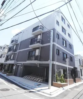 ウェルスクエア西新宿五丁目【1階】の外観