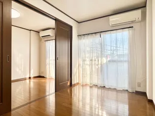 参番館ビルの画像