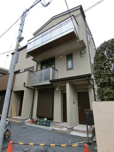 東京都文京区小石川2【アパート】の外観