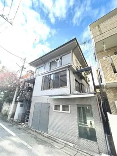 上馬シャモット【2階】の外観