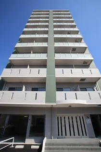 カーム リビエールの画像