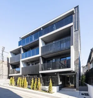 東京都目黒区東山2【マンション】の外観