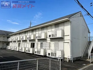 カルマテラスA棟の外観