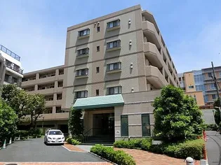 東京都新宿区新宿7【マンション】の外観