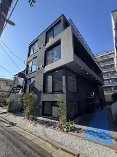 trias144【2階】の外観