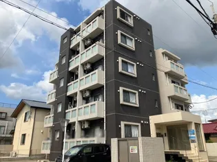 LA ROCHELLEの画像