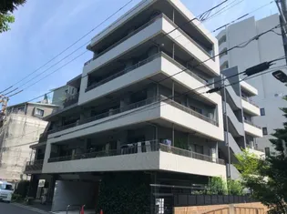 西麻布ホームズ【3階】の外観