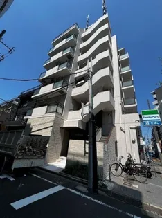 東京都新宿区市谷台町【マンション】の外観