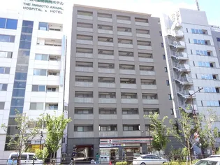 東中野エイトワンマンション【4階】の外観