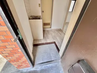 マノア-ル・ド・フォレ-【4階】の玄関