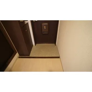 グランシャリオN【5階】の玄関