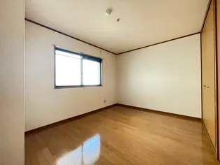 エレガンス宮内【3階】の内装