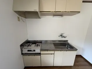 メゾンプラージュ豊岡【2階】のキッチン