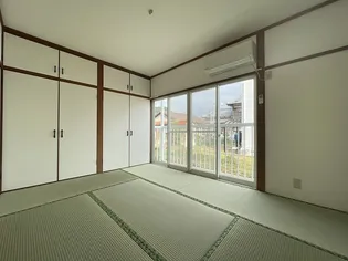 メゾンプラージュ豊岡【2階】の内装