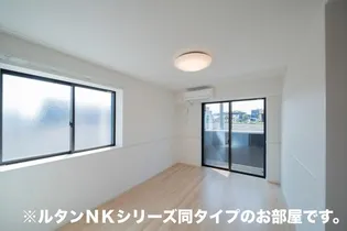 イーストブルー II【1階】の居間