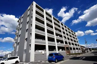 アステージの画像