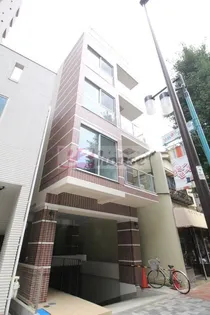 東京都新宿区下落合4【マンション】の外観