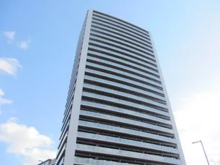 大阪府高槻市白梅町【マンション】の外観
