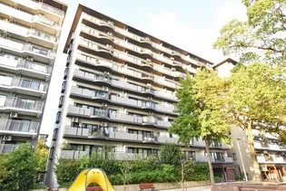 UR神宮東パークハイツ【8階】の外観