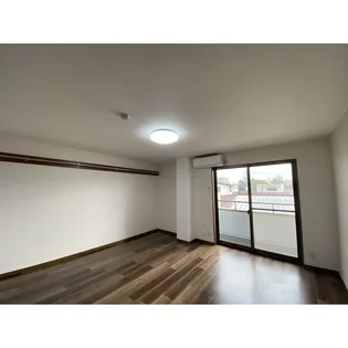 アレキサンド【3階】の居間