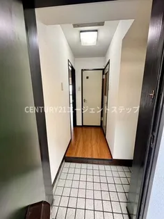 エラン宮崎1番館【2階】の玄関