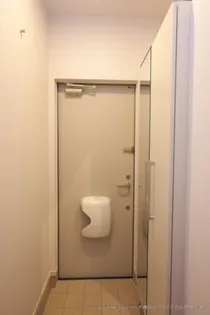 イーストブルー I【2階】の玄関