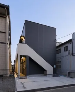 ラ フロレゾン草加の画像