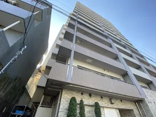 東京都北区中十条4【マンション】の外観