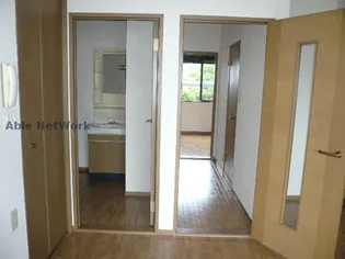 御殿場レジデンスII【1階】の内装