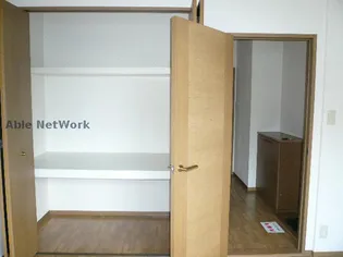 御殿場レジデンスII【1階】の内装