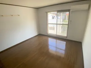 パセオ近江堂【2階】の居間