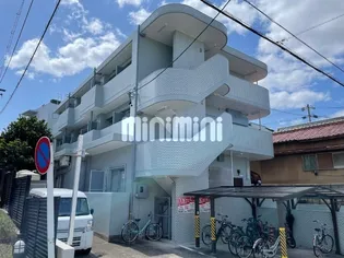 ドミール山田【2階】の外観