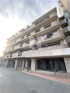 埼玉県戸田市大字新曽【マンション】の外観