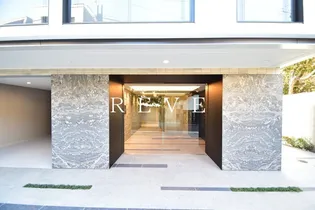 イプセ神楽坂【1階】の外観