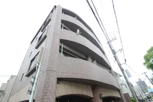 メゾン宝【4階】の外観