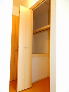 シャンドールII【2階】の内装