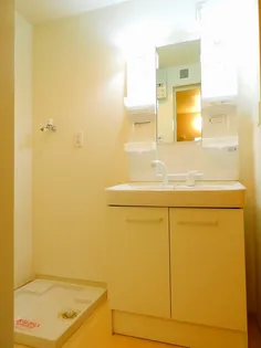 シャンドールII【2階】の内装