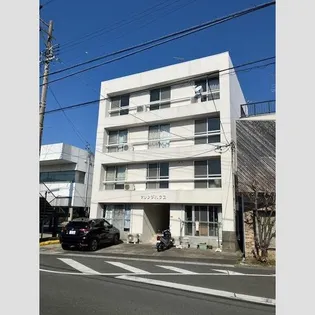 オレンジハウス【4階】の外観