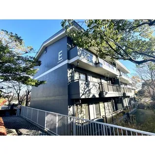 VILLAGE森の里E号棟の画像