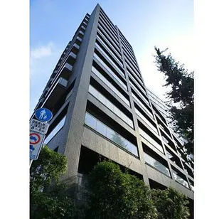 東京都港区西麻布4【マンション】の外観