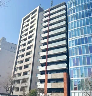 エステムプラザ市谷外濠公園【3階】の外観