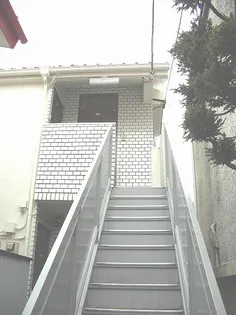 東京都世田谷区駒沢5【アパート】の外観