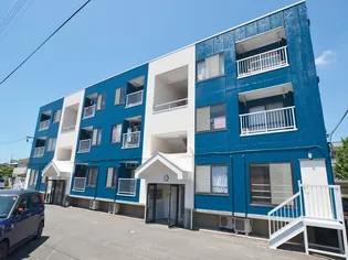 フレッチェセルバンデス【2階】の外観