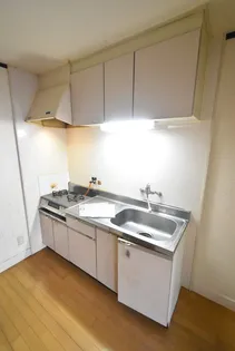 イリアスマンションFour【2階】のキッチン