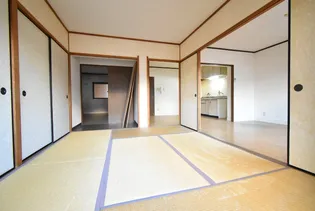 イリアスマンションFour【2階】の内装