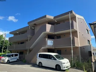 イリアスマンションFour【2階】の外観