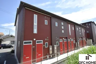 DOLCE VITA【2階】の外観